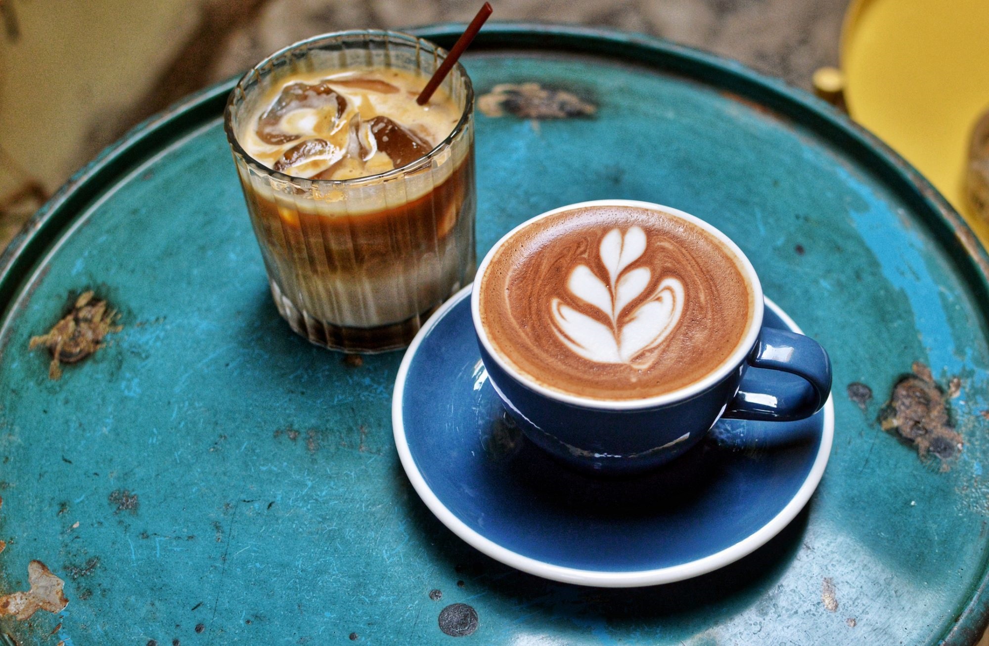 A coffee or a beer with friends is always a good idea